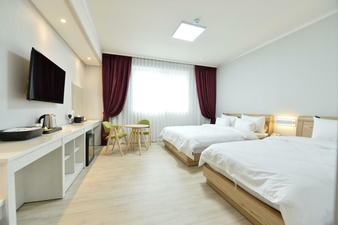 Gwangju Tourist Hotel Gwangju Metropolitan City Esterno foto