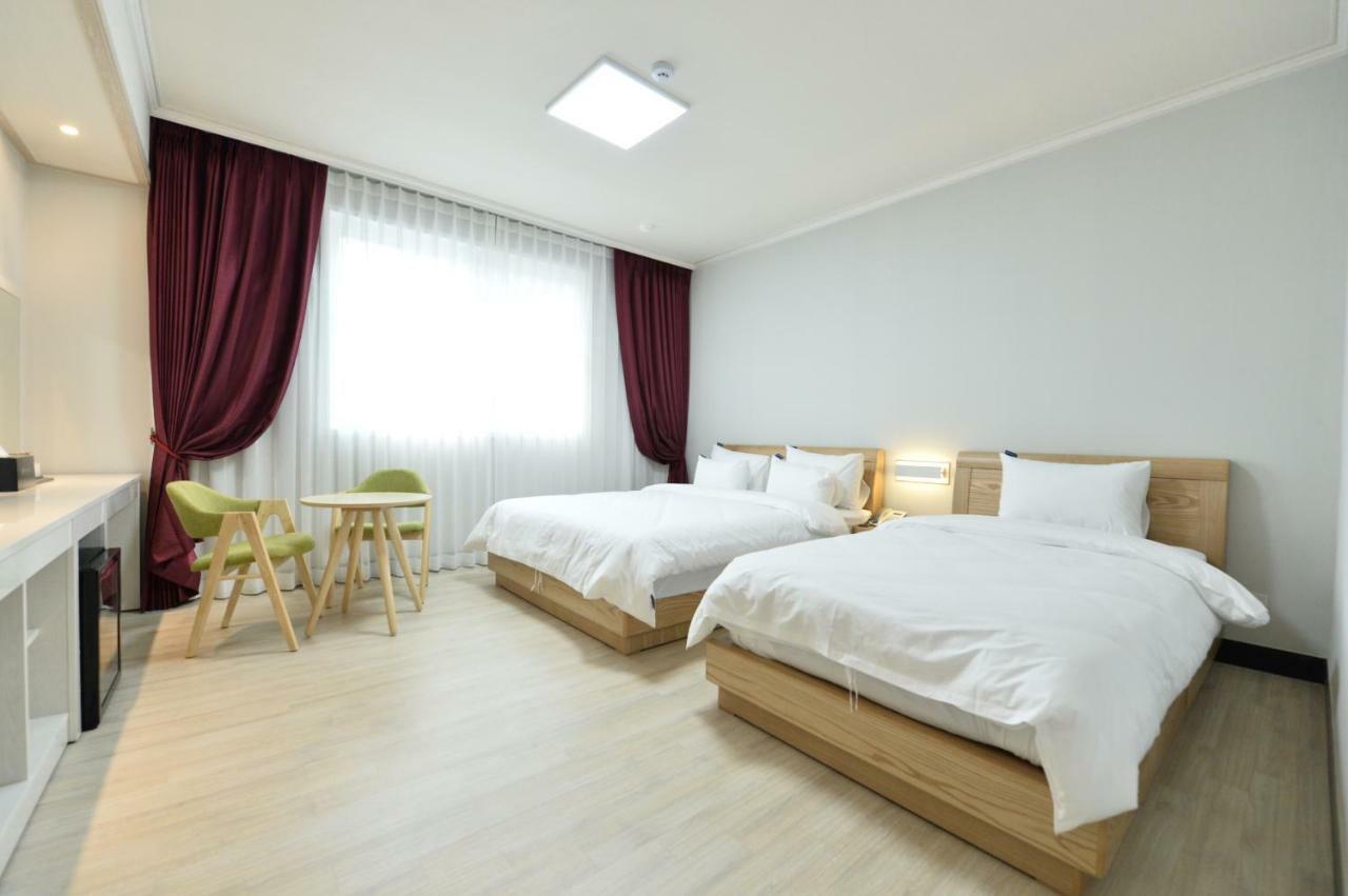 Gwangju Tourist Hotel Gwangju Metropolitan City Esterno foto
